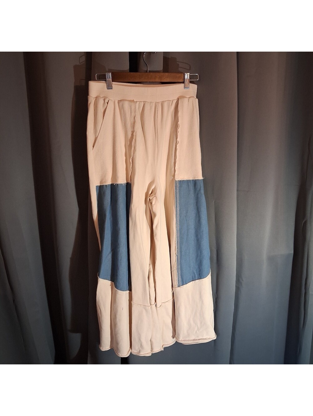 Oddi Los Angeles Women's Beige Wide Leg Pants with Blue Patch Detail Size L